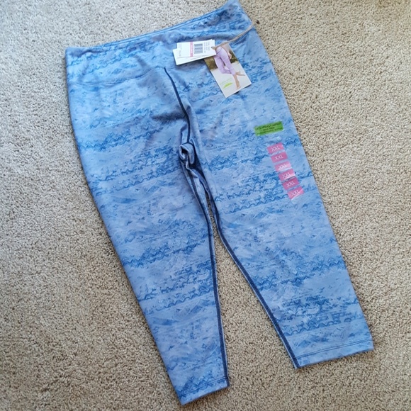 Earth Yoga Pants - Earth Yoga Organic Capris Size XXL NEW